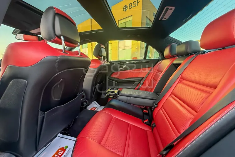 2013 مرسيدس - بنز إي 63 أي إم جي