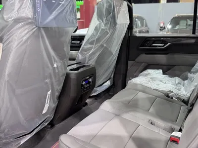 2025 جي ام سي يوكون اليفيشن