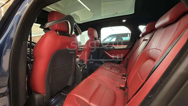 2023 جاكوار اف-بيس ار دايناميك