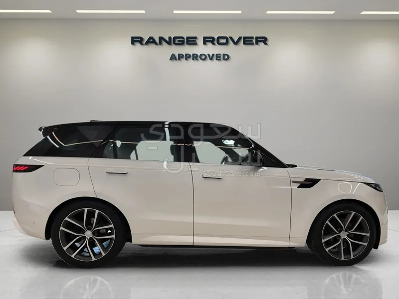 2024 لاند روفر رينج روفر سبورت اتش اس اي