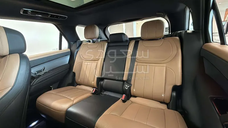 2024 لاند روفر رينج روفر سبورت اتش اس اي