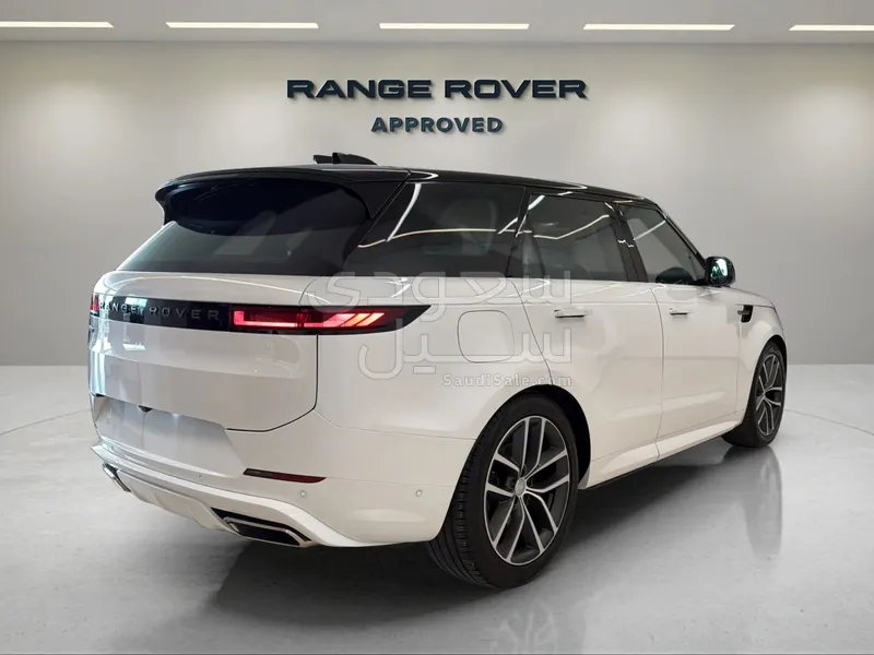 2024 لاند روفر رينج روفر سبورت اتش اس اي