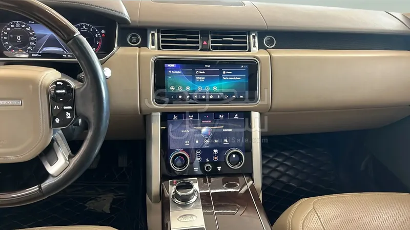 2018 لاند روفر رينج روفر فوج