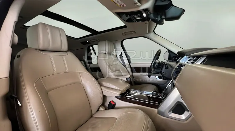 2018 لاند روفر رينج روفر فوج