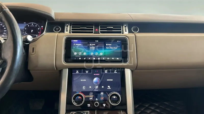 2018 لاند روفر رينج روفر فوج