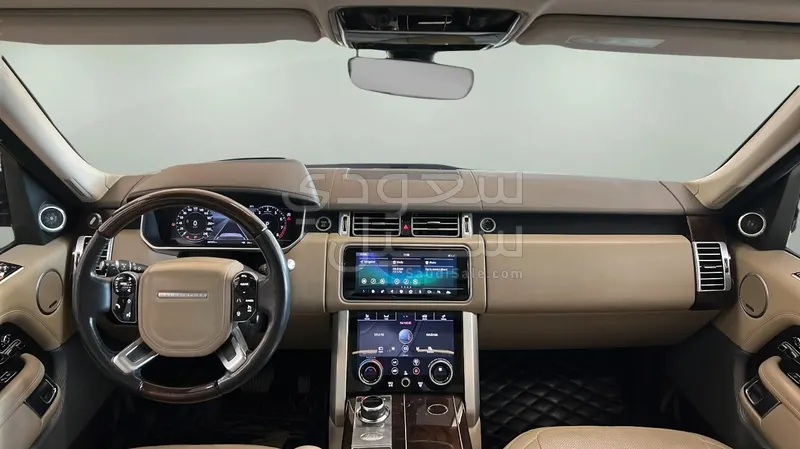 2018 لاند روفر رينج روفر فوج