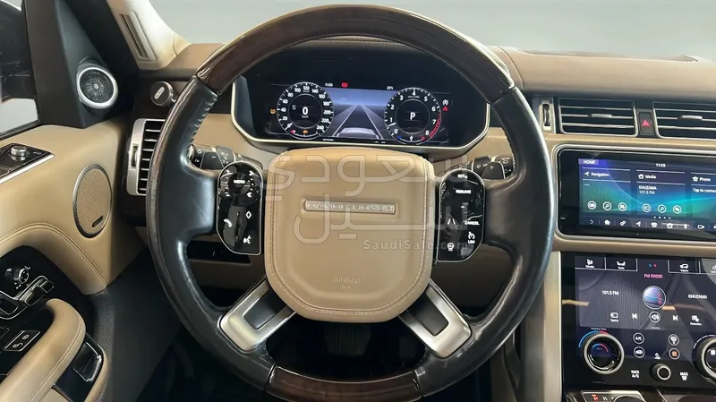 2018 لاند روفر رينج روفر فوج