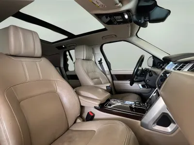 2018 لاند روفر رينج روفر فوج