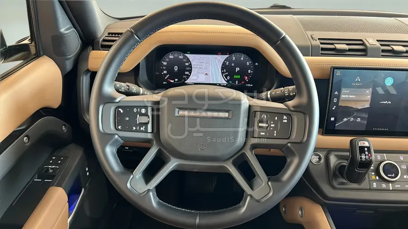 2025 لاند روفر ديفيندر اتش اس اي