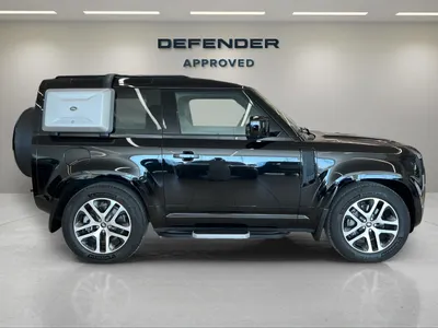 2025 لاند روفر ديفيندر اتش اس اي