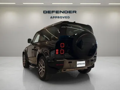 2025 لاند روفر ديفيندر اتش اس اي