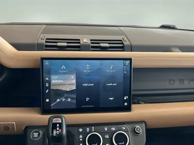 2025 لاند روفر ديفيندر اتش اس اي