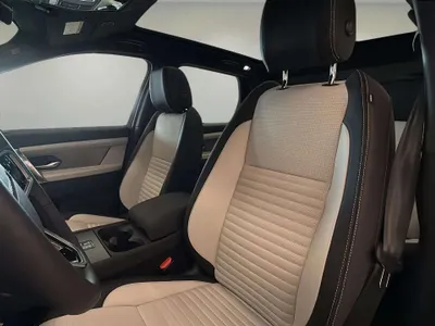 2025 لاند روفر ديسكفري