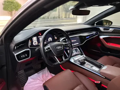 2023 اودي اي 7 55 تي اف اس اي