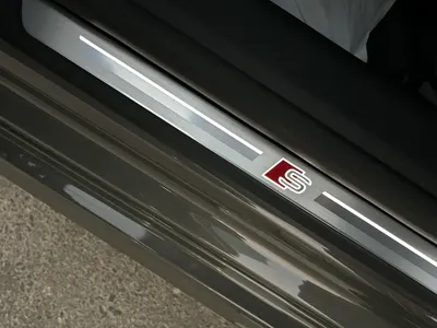 2023 اودي اي 7 55 تي اف اس اي