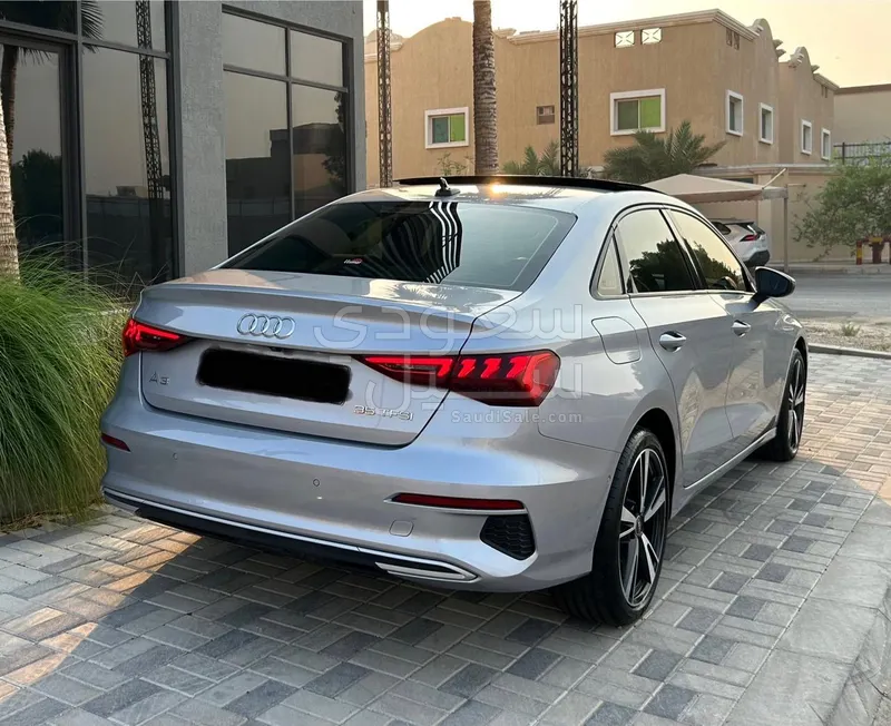 2023 اودي اي 3 30 تي اف اس اي