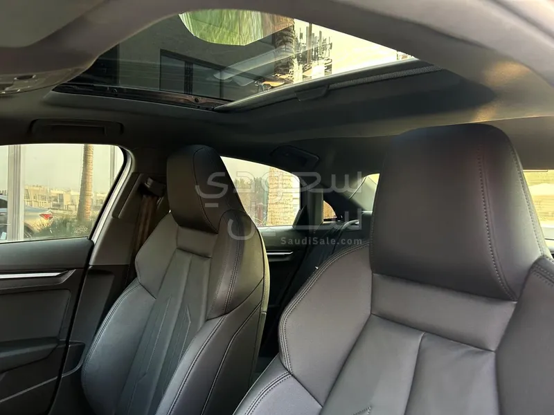 2023 اودي اي 3 30 تي اف اس اي