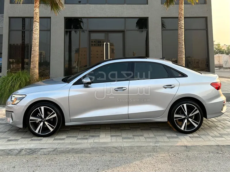 2023 اودي اي 3 30 تي اف اس اي