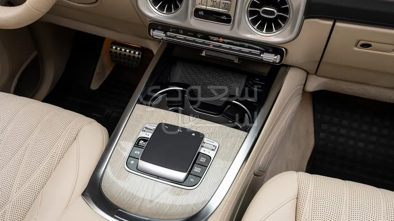 2025 مرسيدس - بنز جي 63 أي إم جي