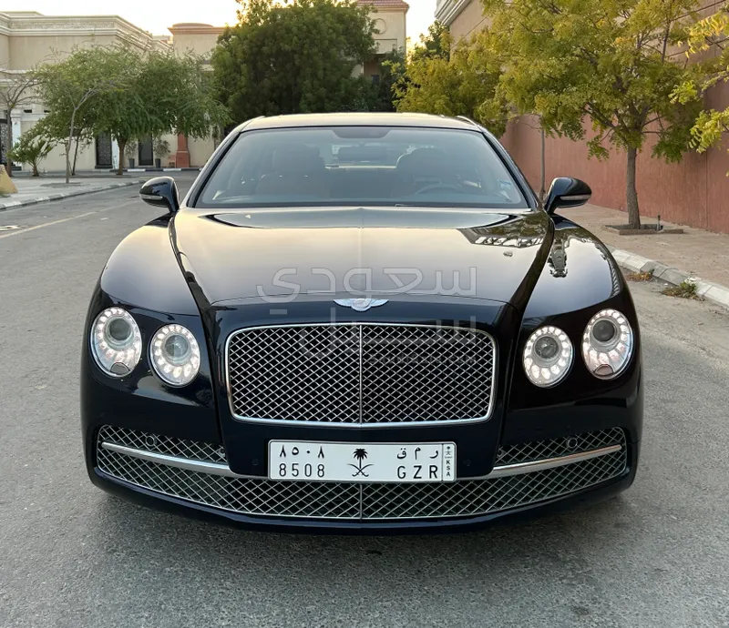 2015 بنتلي كونتيننتل فلاينج سبير