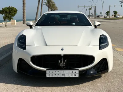 2024 مازيراتي جرانتوريزمو اس