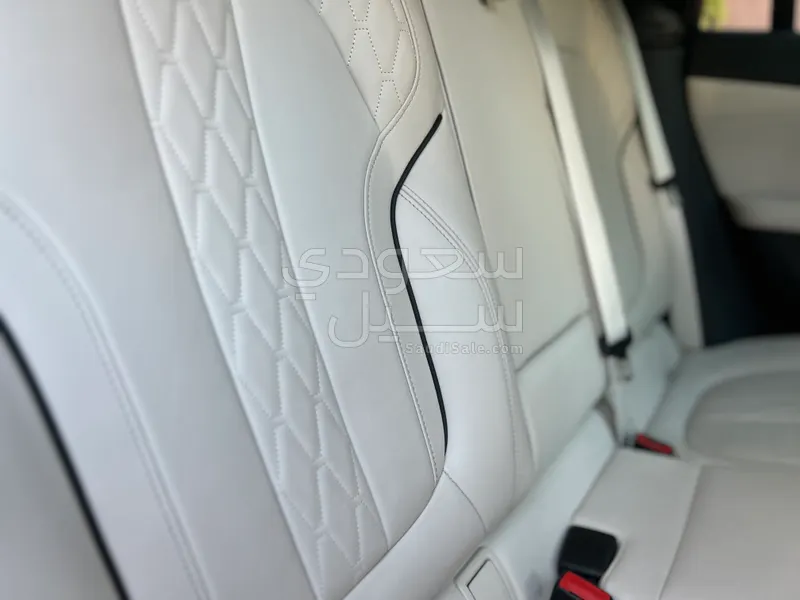 2023 بي ام دبليو الفئة اكس 6 إم 50 أي