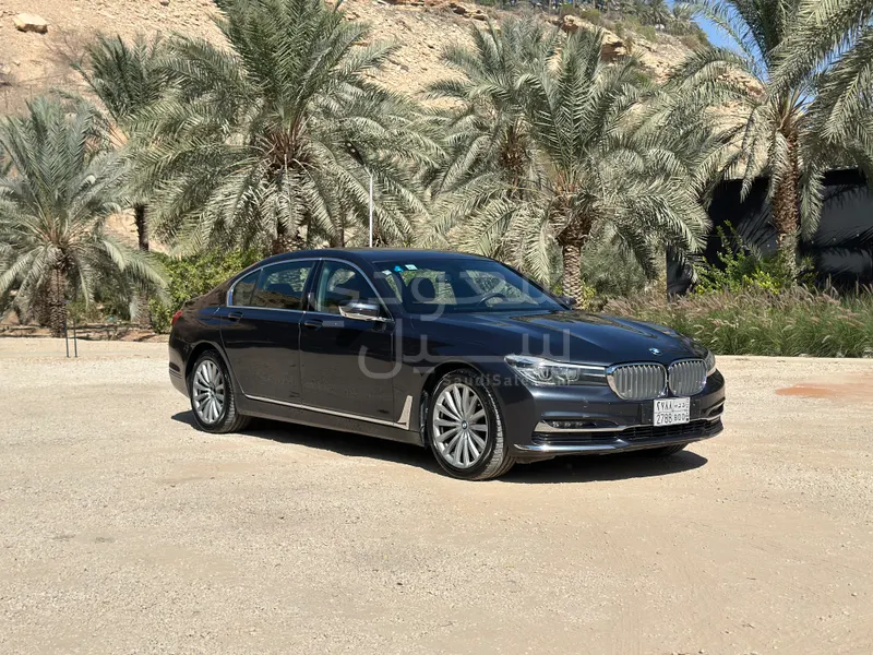 2017 بي ام دبليو الفئة السابعة 730 إل أي
