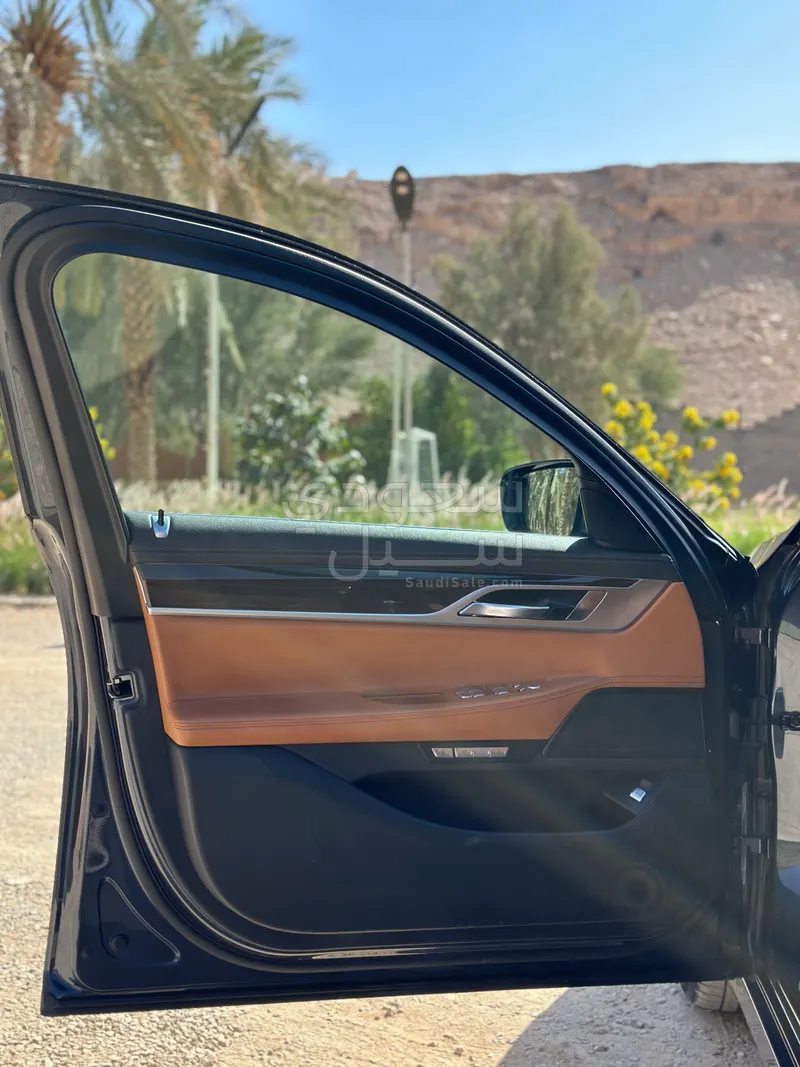 2017 بي ام دبليو الفئة السابعة 730 إل أي