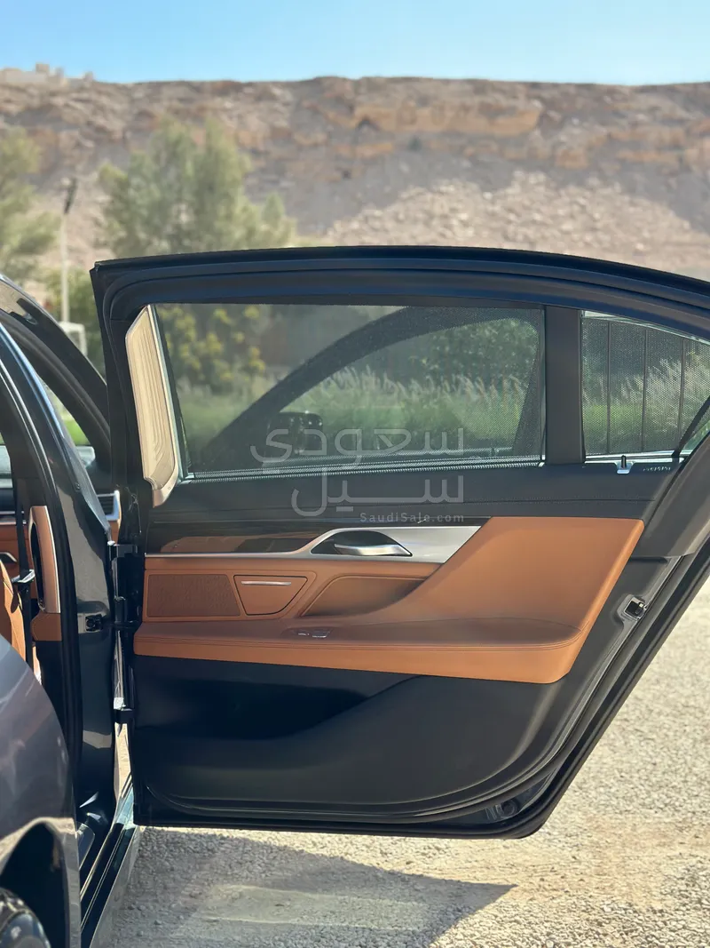 2017 بي ام دبليو الفئة السابعة 730 إل أي