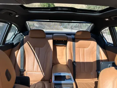 2017 بي ام دبليو الفئة السابعة 730 إل أي