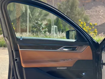 2017 بي ام دبليو الفئة السابعة 730 إل أي