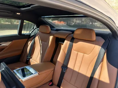 2017 بي ام دبليو الفئة السابعة 730 إل أي