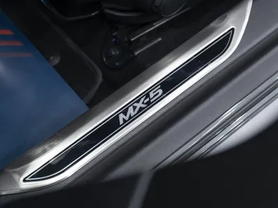 2024 مازدا مياتا ام اكس 5