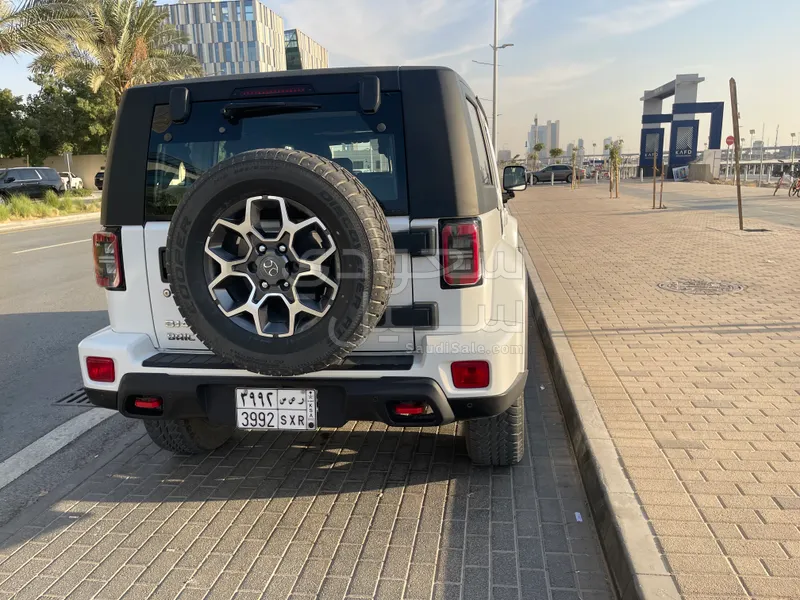 2023 بايك بي جاي 40 اس