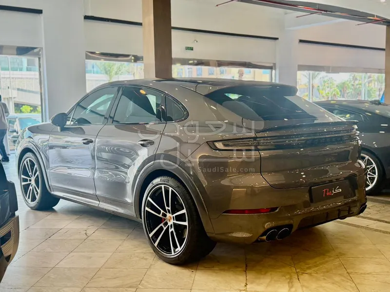 2025 بورش كايين جي تي اس