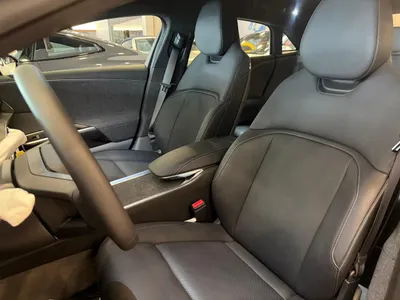 2024 لوسيد اير بيور