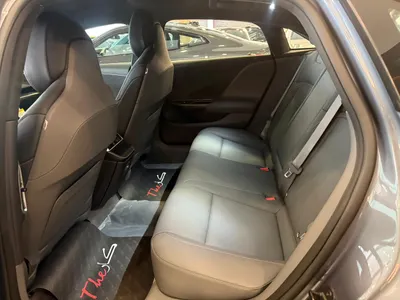 2024 لوسيد اير بيور