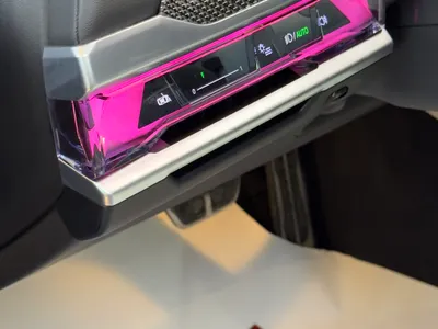 2026 بي ام دبليو الفئة السابعة 735 إل أي