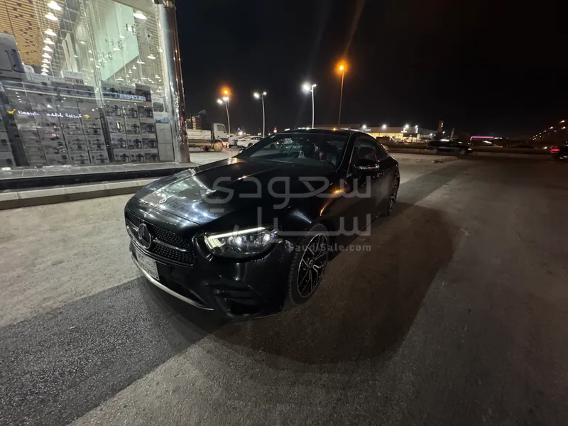 2021 مرسيدس - بنز إي 200 كوبيه