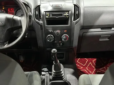 2020 ايسوزو دي ماكس غمارتين