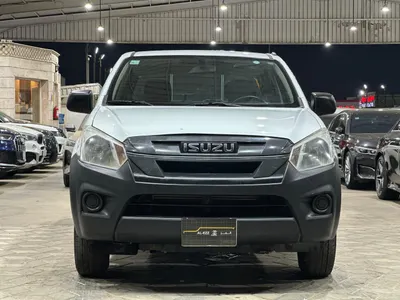 2020 ايسوزو دي ماكس غمارتين