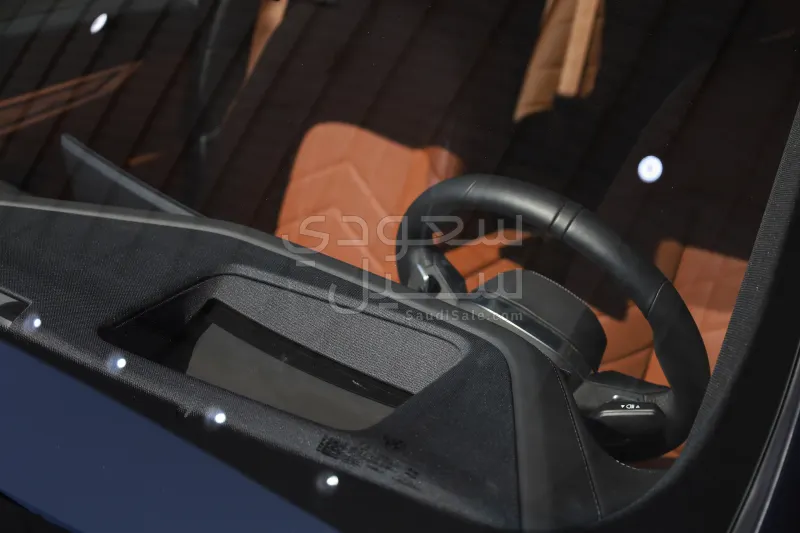 2026 بي ام دبليو الفئة السابعة 735أي