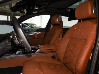 2026 بي ام دبليو الفئة السابعة 735أي