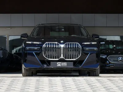 2026 بي ام دبليو الفئة السابعة 735أي