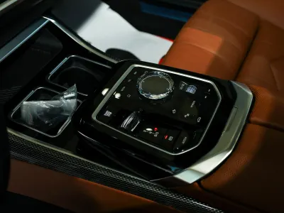 2026 بي ام دبليو الفئة السابعة 735أي