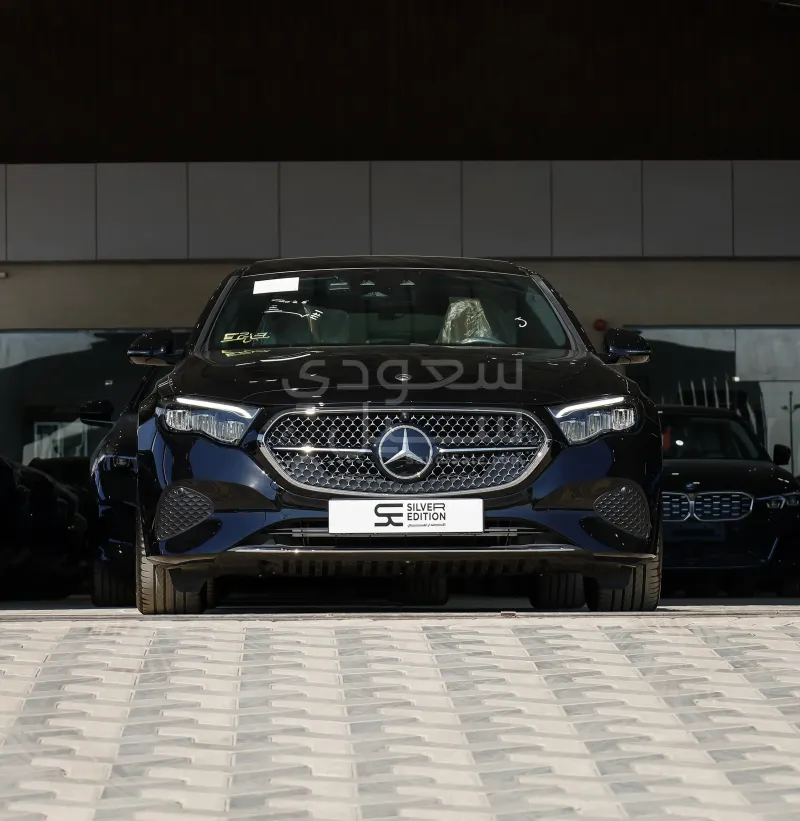 2025 مرسيدس - بنز إي 200
