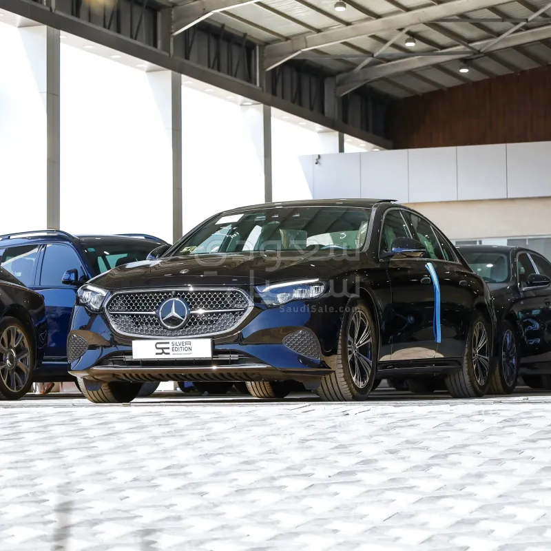 2025 مرسيدس - بنز إي 200