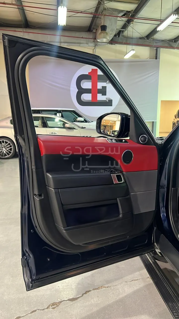 2022 لاند روفر رينج روفر سبورت اوتوبيوجرافي