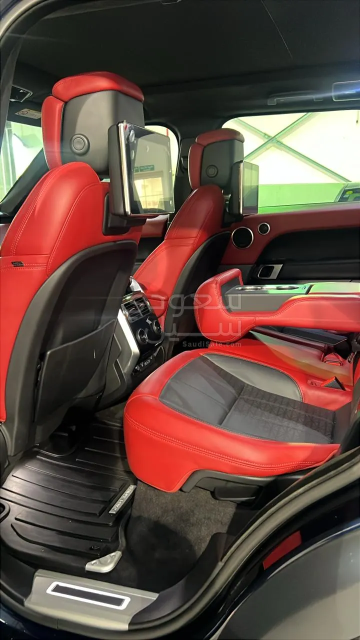 2022 لاند روفر رينج روفر سبورت اوتوبيوجرافي