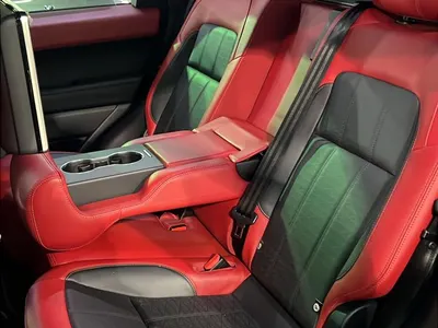 2022 لاند روفر رينج روفر سبورت اوتوبيوجرافي